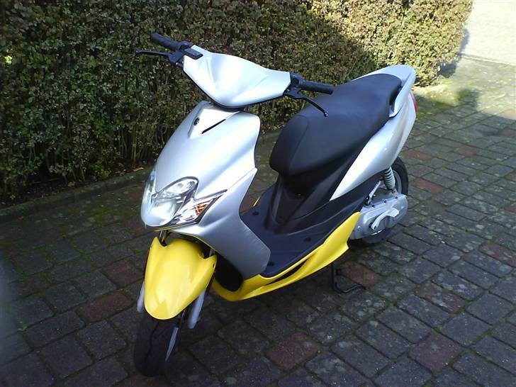 Yamaha Jog RR [Solgt] billede 19