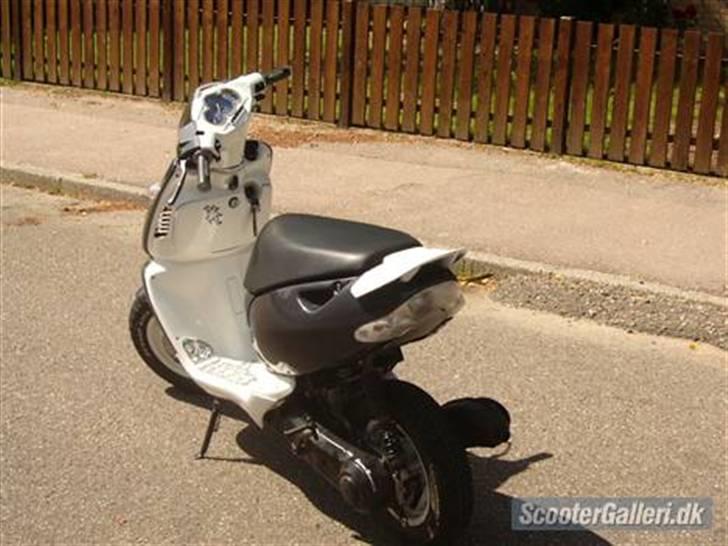 Aprilia sonic ( SOLGT ) billede 7