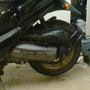 Sym jet slogt  