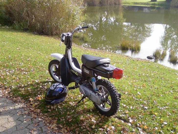Suzuki FZ50 (Efter) Solgt  billede 20
