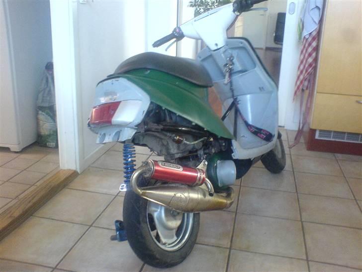 Yamaha Jog     SOLGT - NYESTE NYESTE BILLEDE billede 2