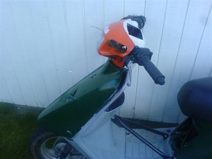 Yamaha Jog     SOLGT - GAMMELT BILLEDE billede 4