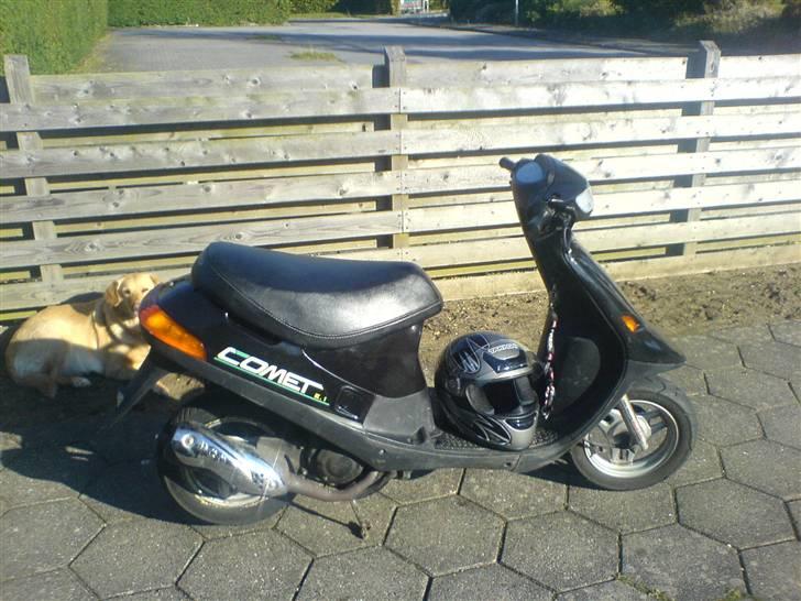 PGO Comet - Nakket den 19 Okt billede 2