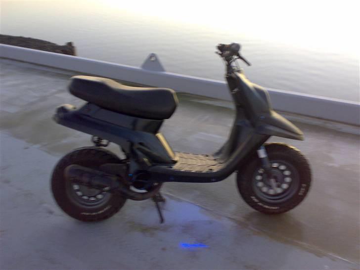 MBK booster (SOLGT) billede 7