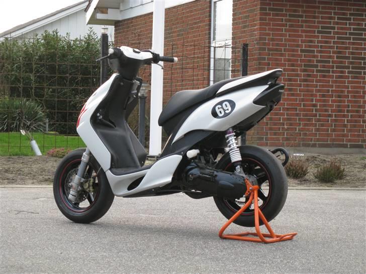 Yamaha Jog RR Solgt billede 7