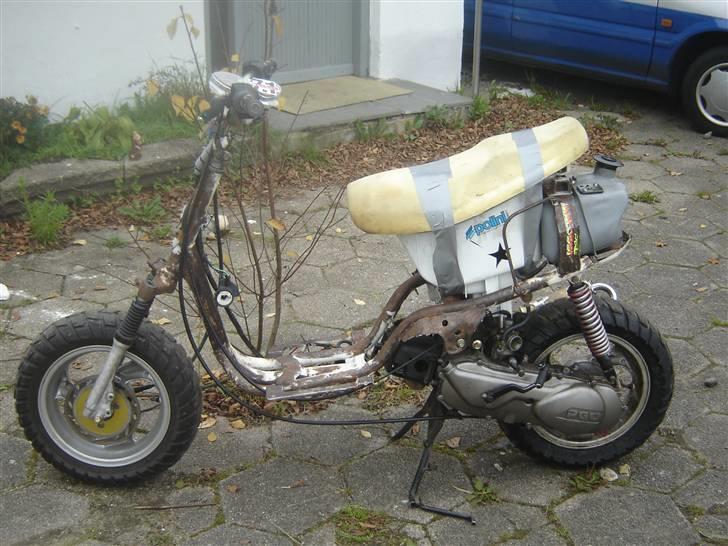 PGO adly/pgo taget a politiet billede 4