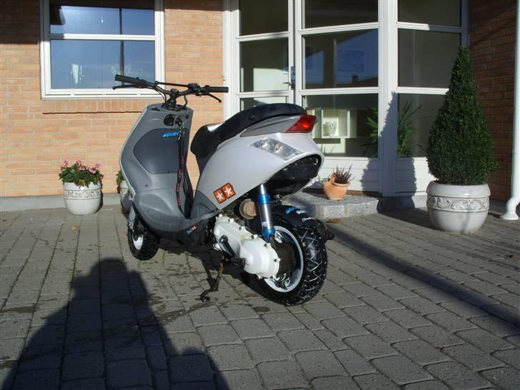 Piaggio New zip  - Efter den lille "makeover" billede 4