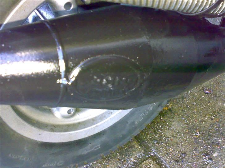 Aprilia Rally [Taget af panserne] billede 6