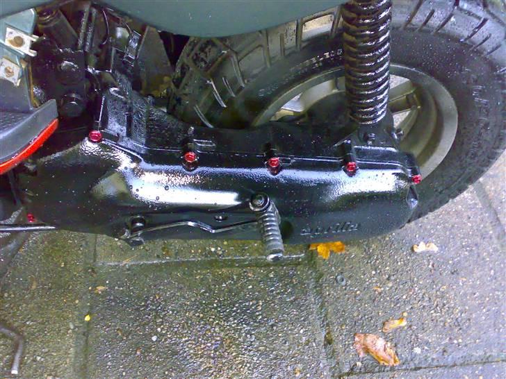 Aprilia Rally [Taget af panserne] billede 8