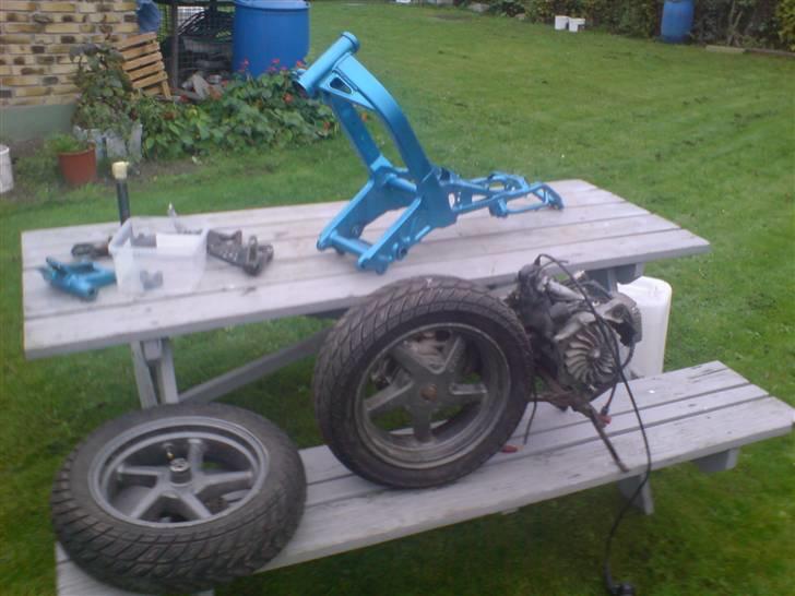 Suzuki street magic  (SOLGT) billede 1