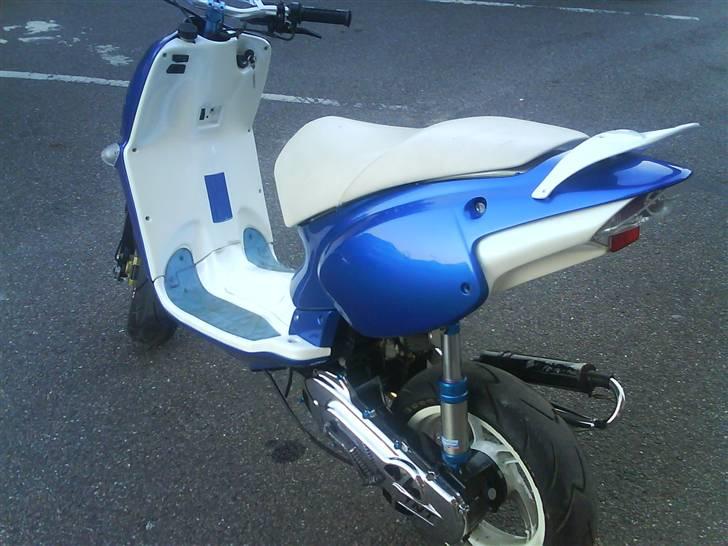 Aprilia Rally/Sr50 LC (BYTTET) billede 1