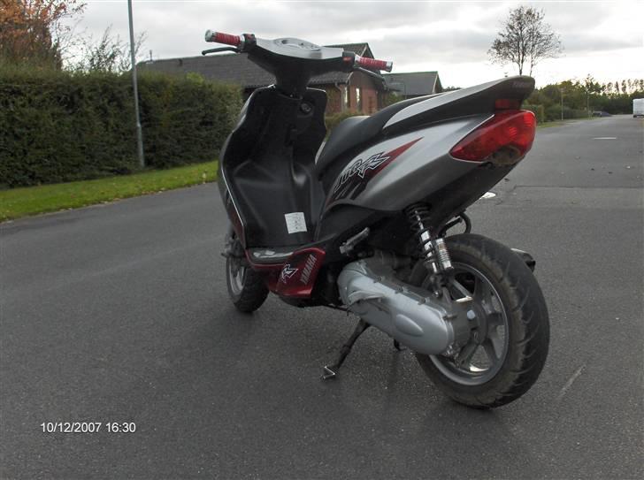 Yamaha Jog R - 12-10 2007. Uden bagskærm. billede 2
