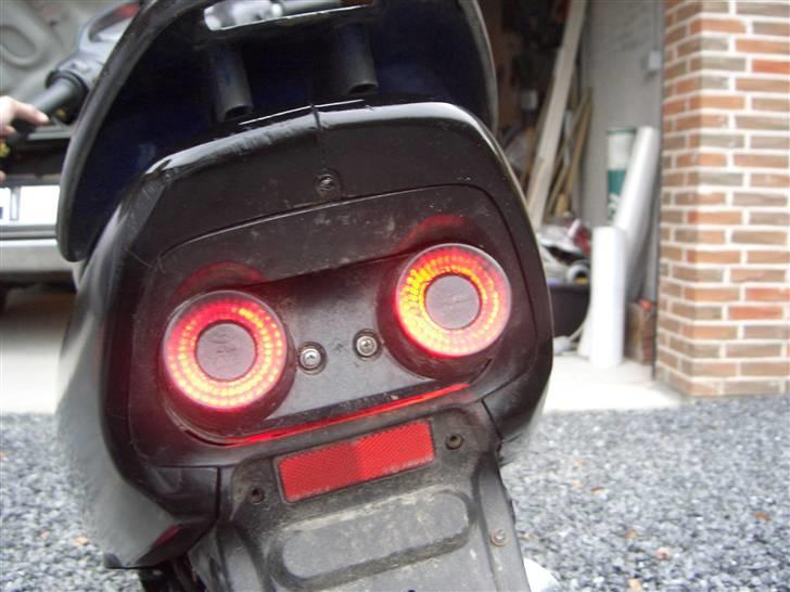 Honda Sfx SOLGT - malet min lygte, så den kun lyser i en lille cirkel! ser godt ud i mørke! billede 18