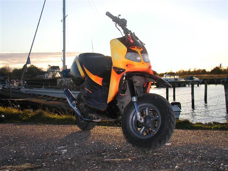 Aprilia Rally SOLGT - Som den står nu! Lidt beskidt dog :) billede 1