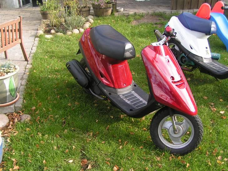 Yamaha jog as solgt billede 3