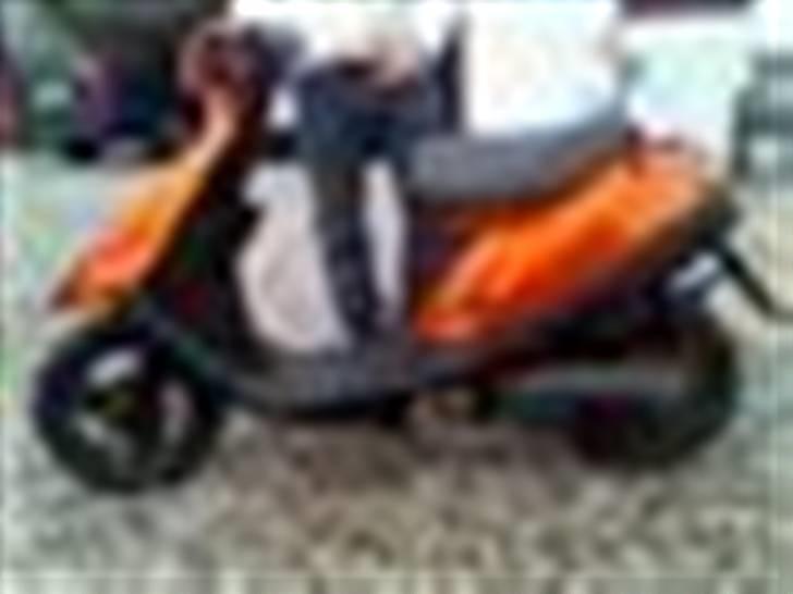 Yamaha jog as solgt billede 2