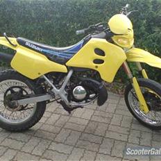 Suzuki SMX (SOLGT)