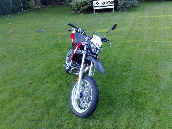 Aprilia SX 50 [SOLGT] - Spejl er taget af! billede 2