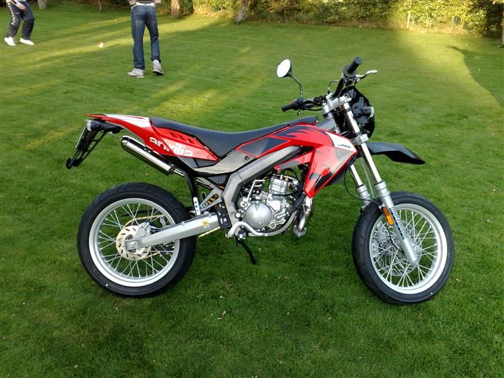 Aprilia SX 50 [SOLGT] - Spejl er taget af! billede 3