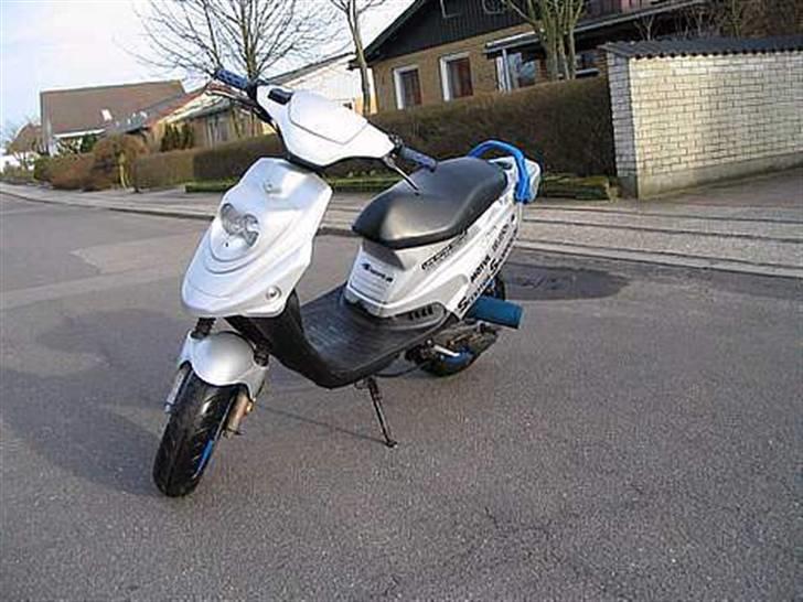 PGO Hot 50  billede 2