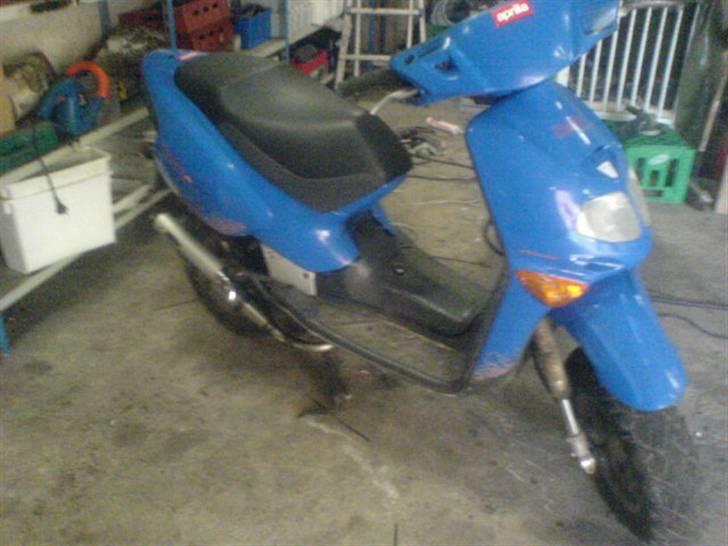 Aprilia Rally Byttet til Rs 50 billede 9