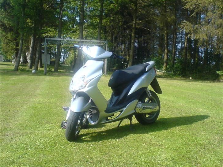 Yamaha Jog r solgt billede 1