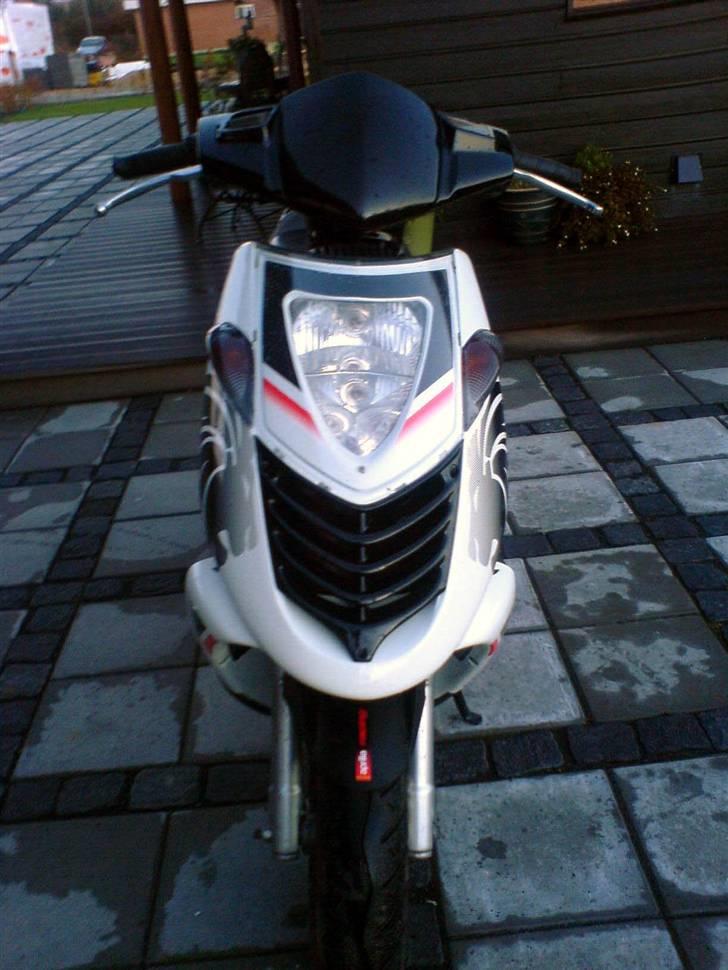 Aprilia sonic >>solgt<< billede 3