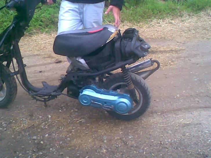 Yamaha jog solgt billede 4