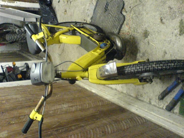 Vespa caio solgt billede 1