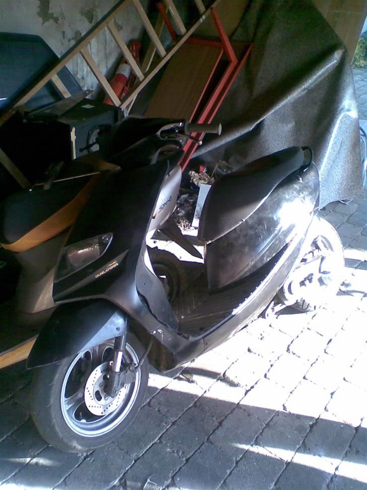 Suzuki Estilete Solgt billede 6