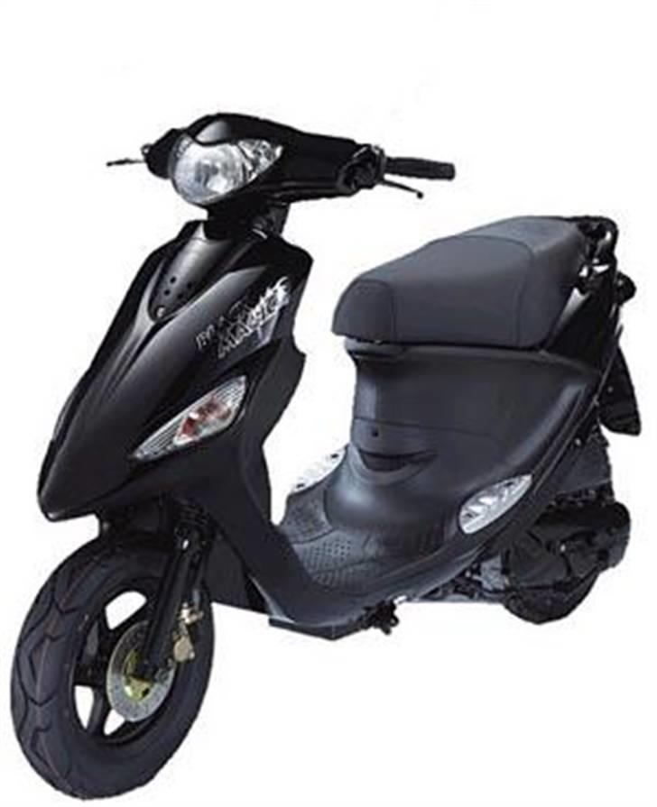 PGO Black Magic (totalskadet) billede 2