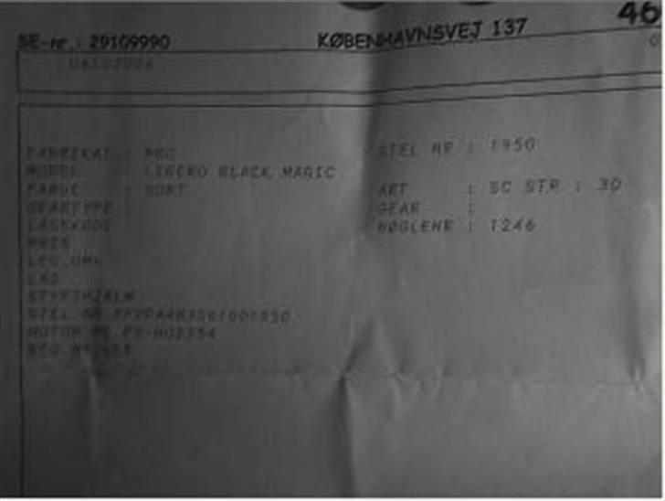 PGO Black Magic (totalskadet) - til jer der tror det er fake :} billede 4