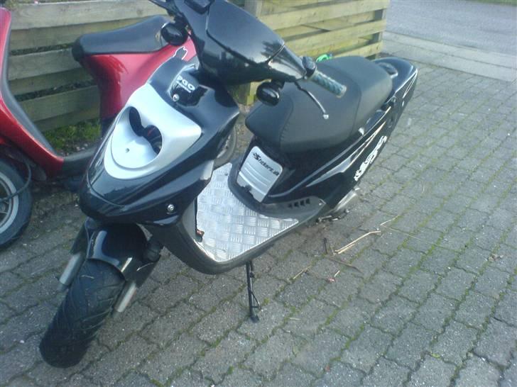 PGO Hot 50 - Nu  billede 12