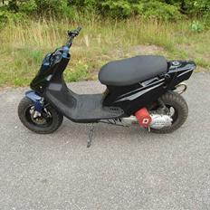 PGO big max under Ombygning