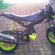 Suzuki street magic (BYTTRT)