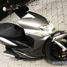 Yamaha Jog r ( SOLGT )
