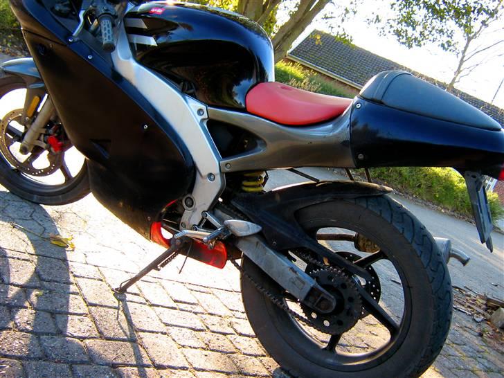 Aprilia RS50 SOLGT billede 4