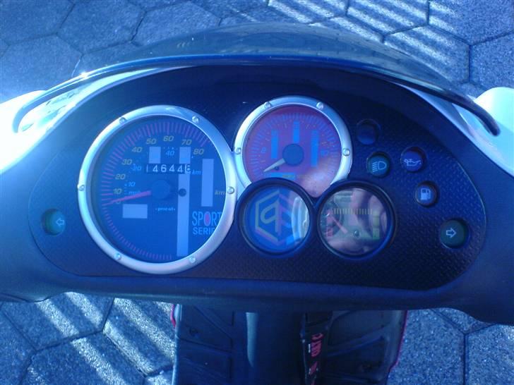 Piaggio NRG Mc3 Sport - Lækker med Omdrejnings tæller og alt andet gejl. billede 9