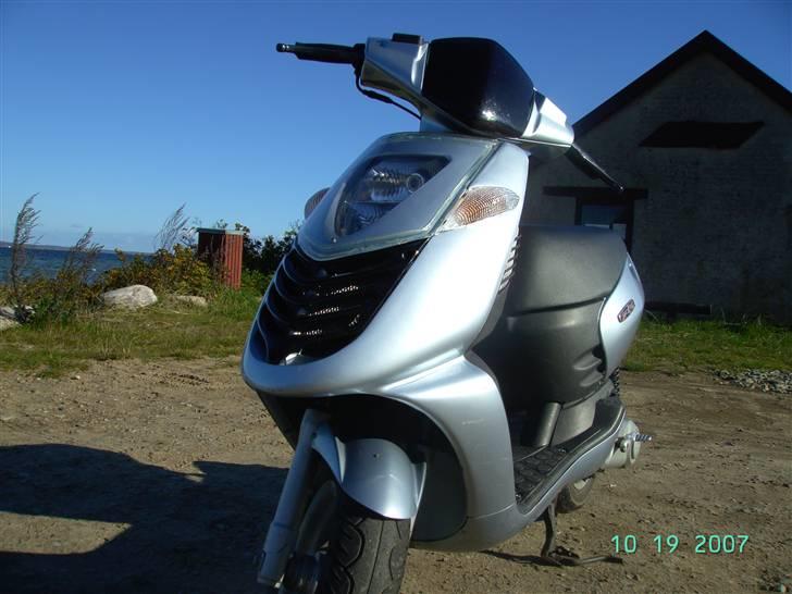 Aprilia Sonic billede 1