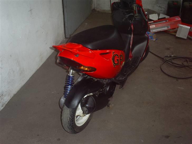 Aprilia Sonic GP SOLGT (9000) billede 2