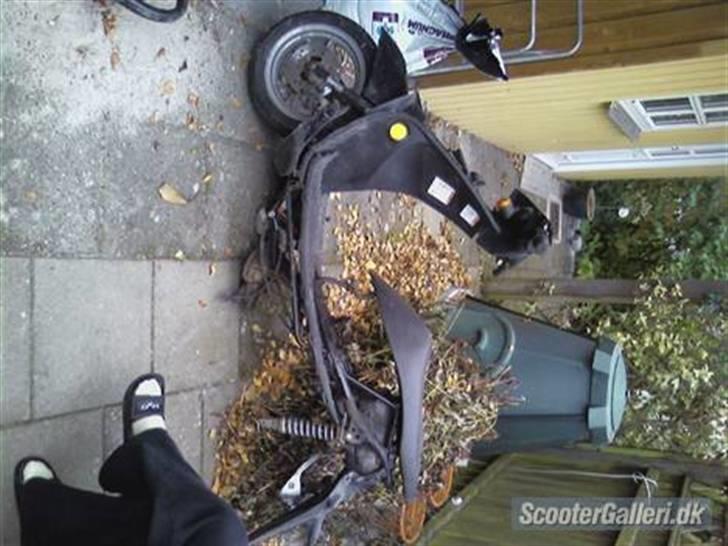 Suzuki estilete solgt for 1500  billede 1