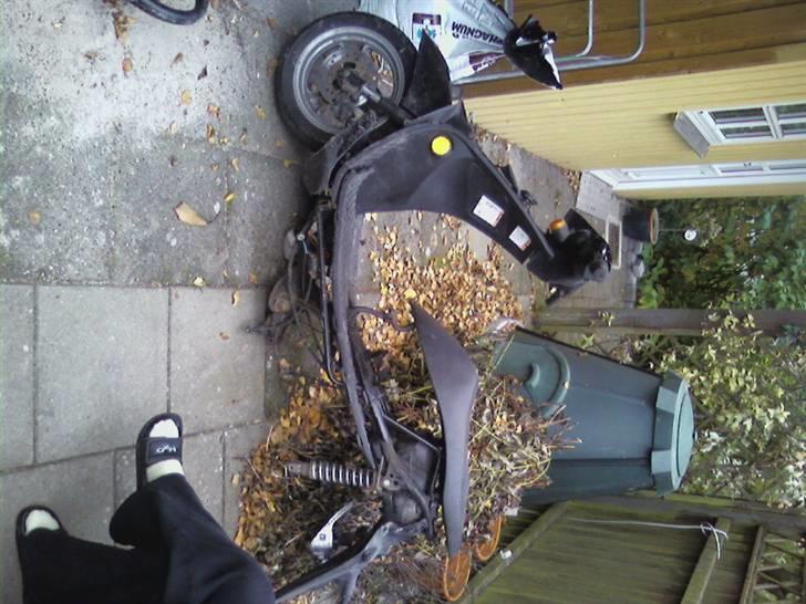 Suzuki estilete solgt for 1500  billede 2