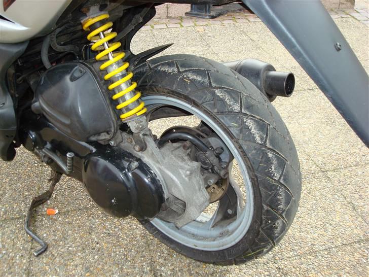 Suzuki AY-50 Katana LC (SOLGT) billede 6