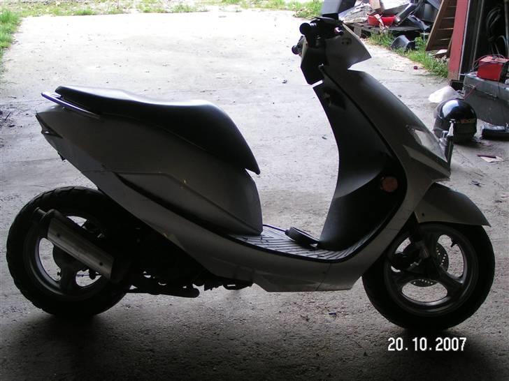 Suzuki estilete SOLGT billede 1