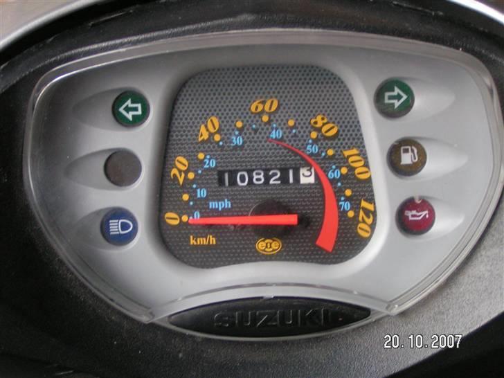 Suzuki estilete SOLGT billede 5