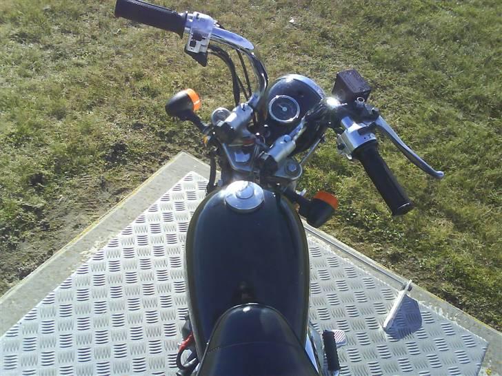 Skyteam monkey før billede 8