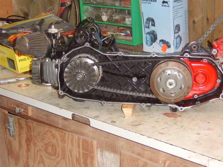 Yamaha Jog R DD VandPist *SOLGT* billede 12