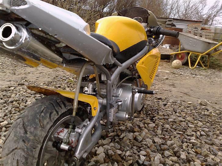 MiniBike R6 110 ccm  solgt - nyt billede taget med nokia n82 billede 4