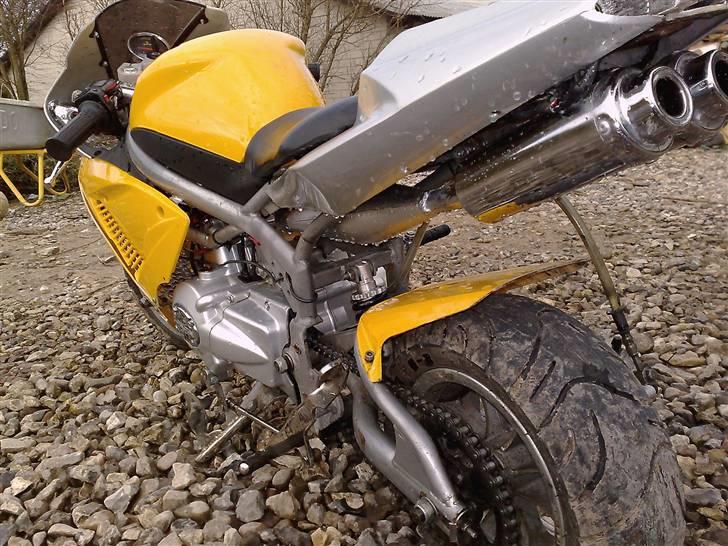 MiniBike R6 110 ccm  solgt - nyt billede taget med nokia n82 billede 5