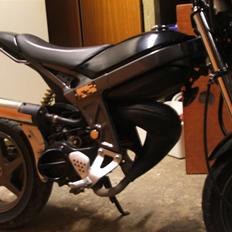 Suzuki street magic solgt 8500